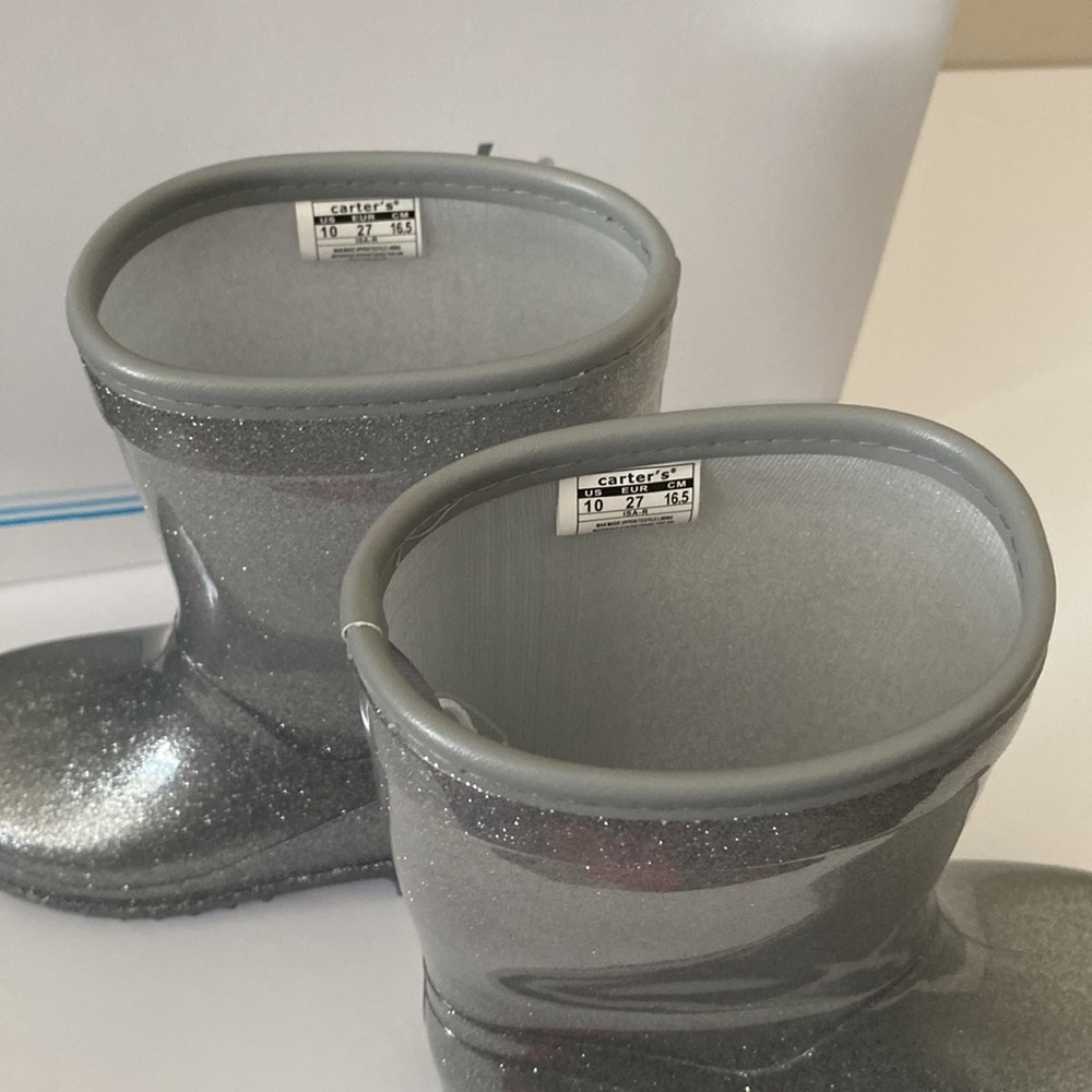 Carter’s Sparkly Rain boots, Size 10 - Picture 4 of 9